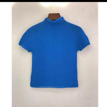 Load image into Gallery viewer, Ovam pleated top