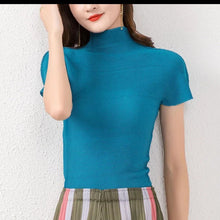 Load image into Gallery viewer, Ovam pleated top