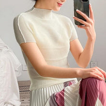Load image into Gallery viewer, Ovam pleated top