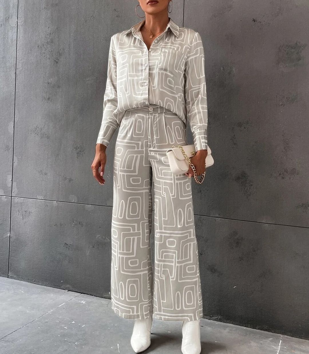 monta-coordinates-hip-and-frolic