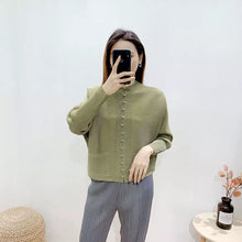 Load image into Gallery viewer, Gilla pleated top