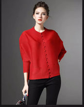 Load image into Gallery viewer, Gilla pleated top