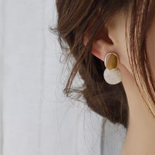 Load image into Gallery viewer, Rulla Earrings
