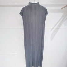 Load image into Gallery viewer, Leah Pleated Dress
