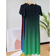 Load image into Gallery viewer, Graj Pleated Dress
