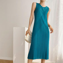 Load image into Gallery viewer, Gabri Pleated Dress
