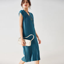 Load image into Gallery viewer, Myla Pleated Dress
