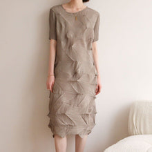 Load image into Gallery viewer, Jasmin Pleated Dress
