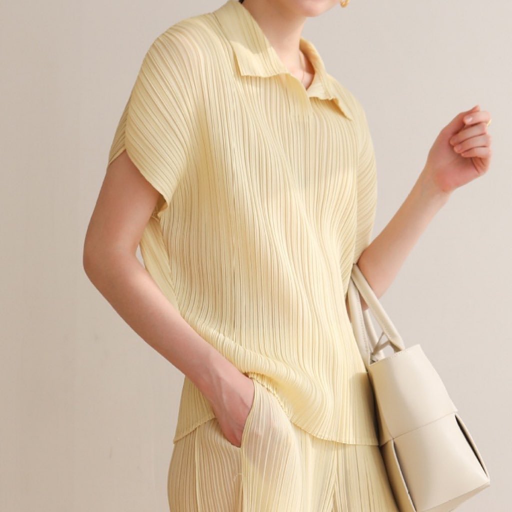 Charle Pleated Top