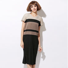 Load image into Gallery viewer, Auldine Pleated Dress
