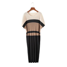 Load image into Gallery viewer, Auldine Pleated Dress
