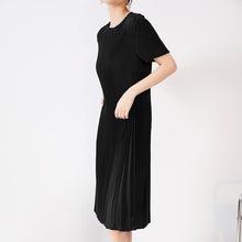 Load image into Gallery viewer, Jarissa Pleated Dress
