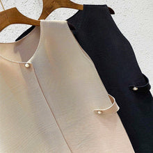 Load image into Gallery viewer, Labina Pleated Vest
