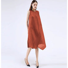 Load image into Gallery viewer, Missy Pleated Dress
