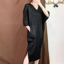 Load image into Gallery viewer, Vionne Pleated Dress
