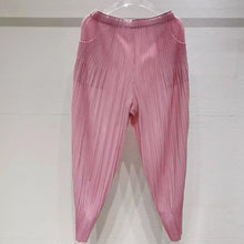 Load image into Gallery viewer, Zianne Pleated Pants
